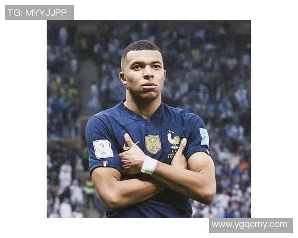 法国足球传奇球星回顾 从普拉蒂尼到姆巴佩的辉煌历程